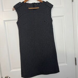 Banana Republic Black Patterned Sleeveless Midi Dress - size 4